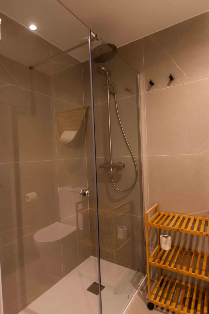 Piso con dos baños, junto al mar en Espasante, foto 5